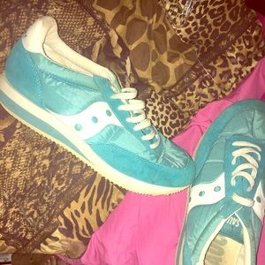 Saucony hornet turquoise sneakers sz. 9